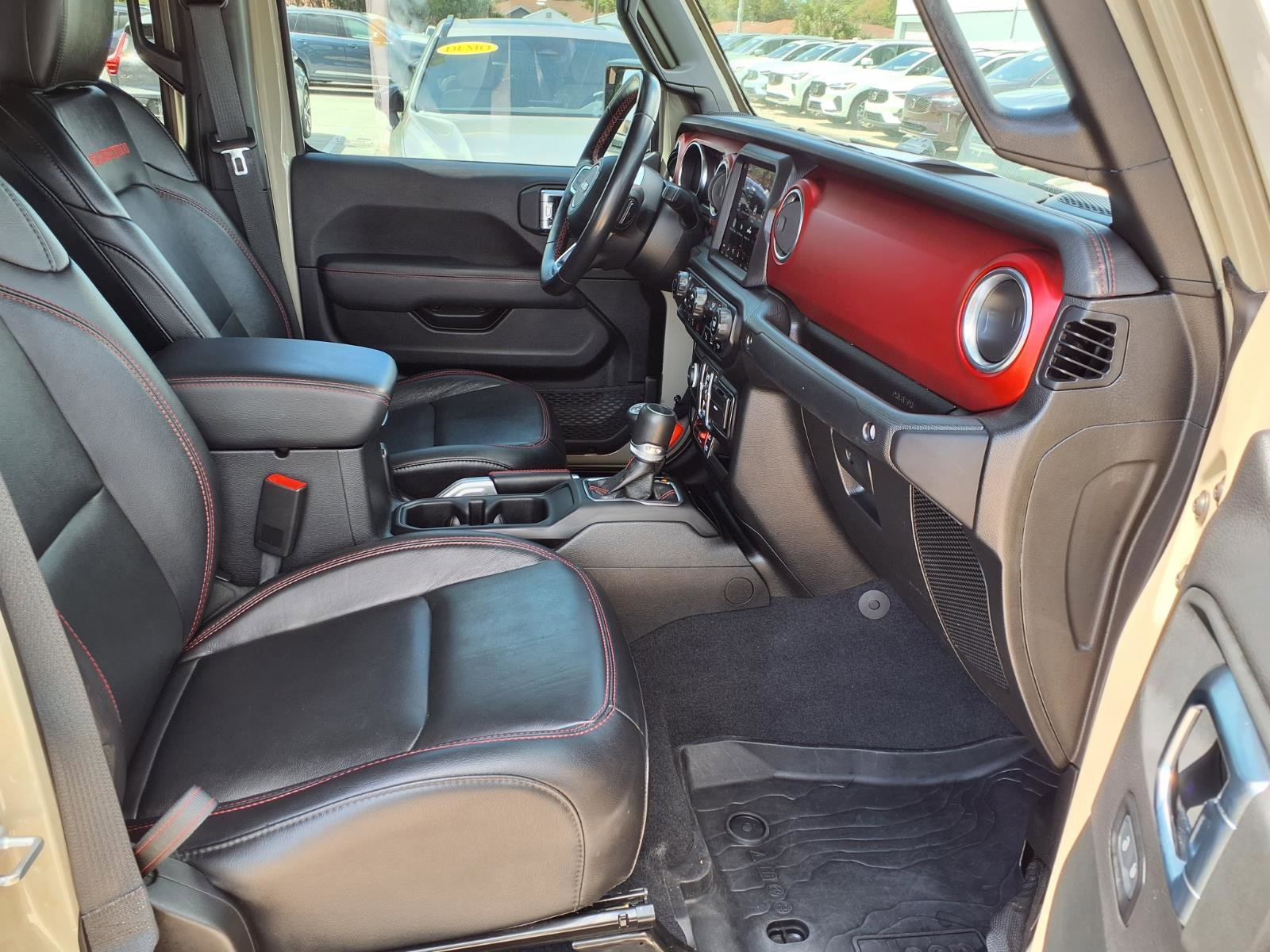 Used 2020 Jeep Gladiator Rubicon image 12