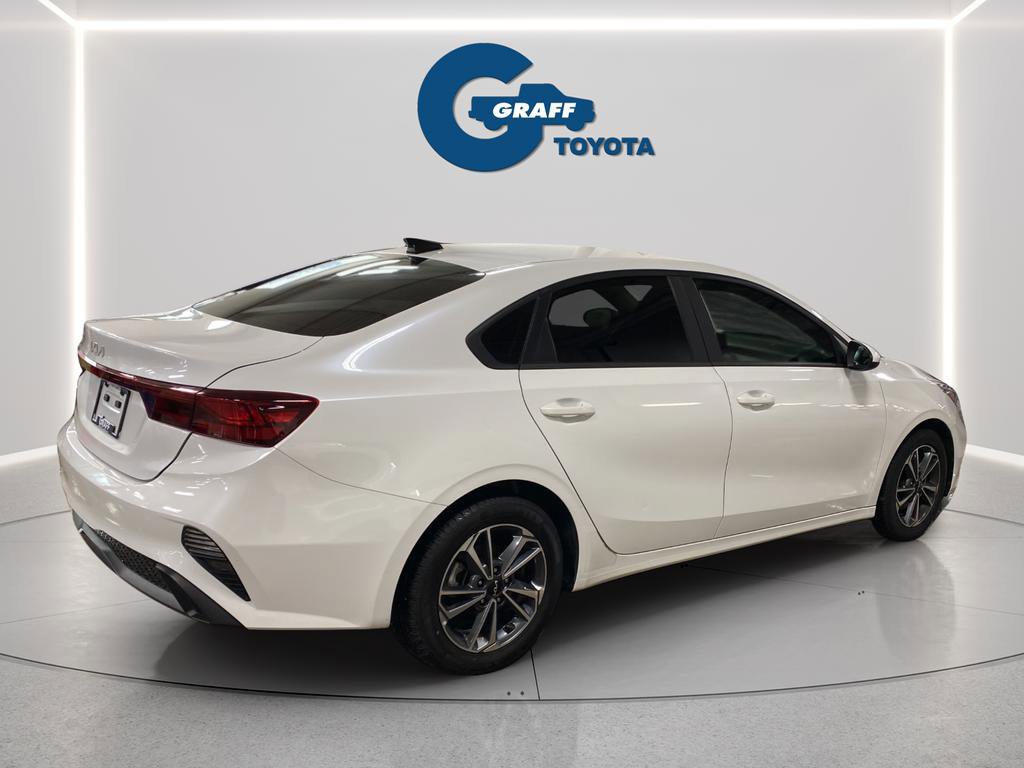 Used 2024 Kia Forte LXS image 8