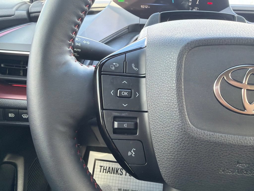 Used 2025 Toyota Prius Plug-In Hybrid FWD image 27