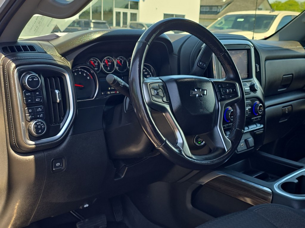 Used 2021 Chevrolet Silverado 1500 RST w/ Rally Edition AWD/4WD image 13