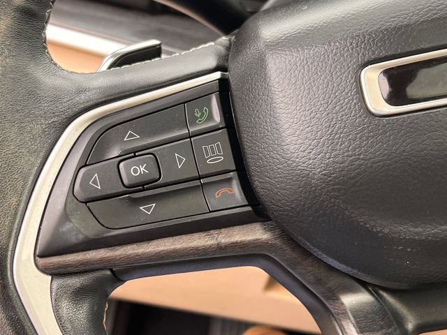 Used 2022 Jeep Grand Cherokee L Limited image 17