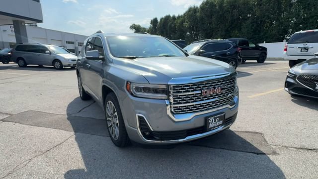 Used 2023 GMC Acadia Denali w/ Denali Ultimate Package AWD/4WD image 2