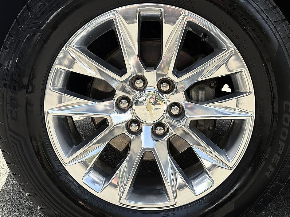 Used 2020 Chevrolet Silverado 1500 LTZ w/ LTZ Premium Package image 7