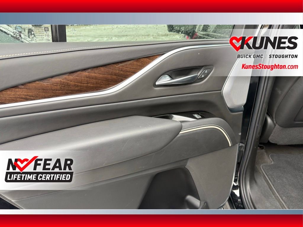 Used 2022 Cadillac Escalade Sport Platinum image 29