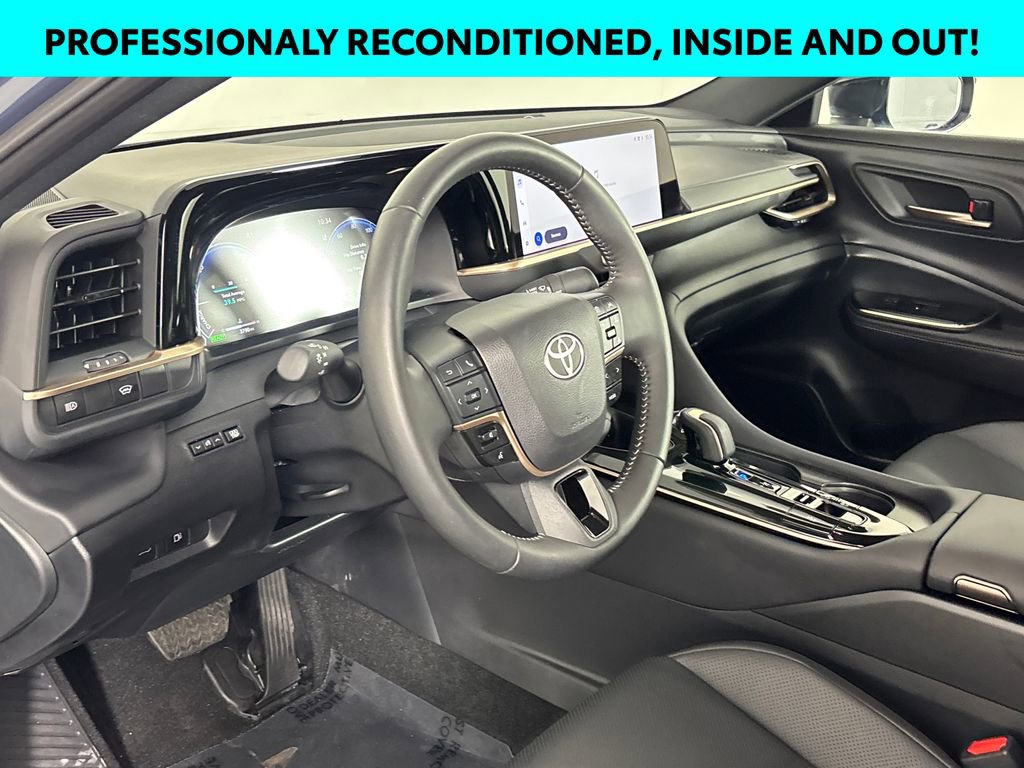 Certified 2026 Toyota Crown XLE image 7