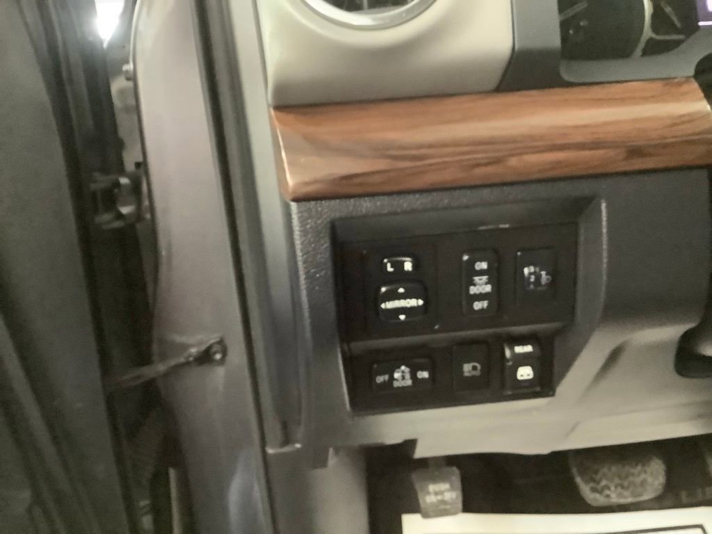 Used 2019 Toyota Tundra Limited w/ Limited Premium Package image 14