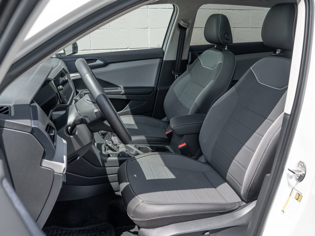 Certified 2023 Volkswagen Taos S FWD image 5