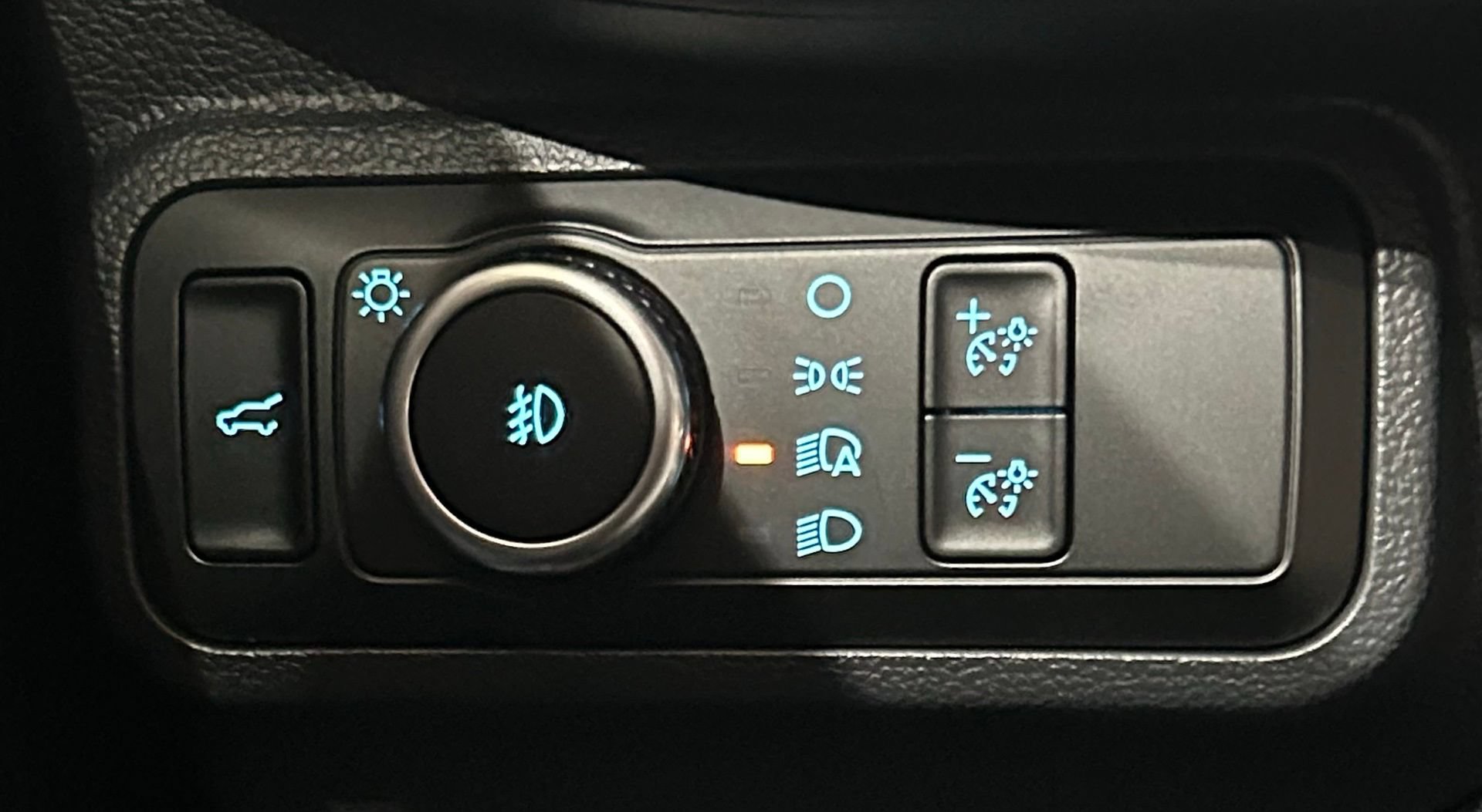 New 2026 Ford Explorer Active w/ Active Comfort Package AWD/4WD image 75