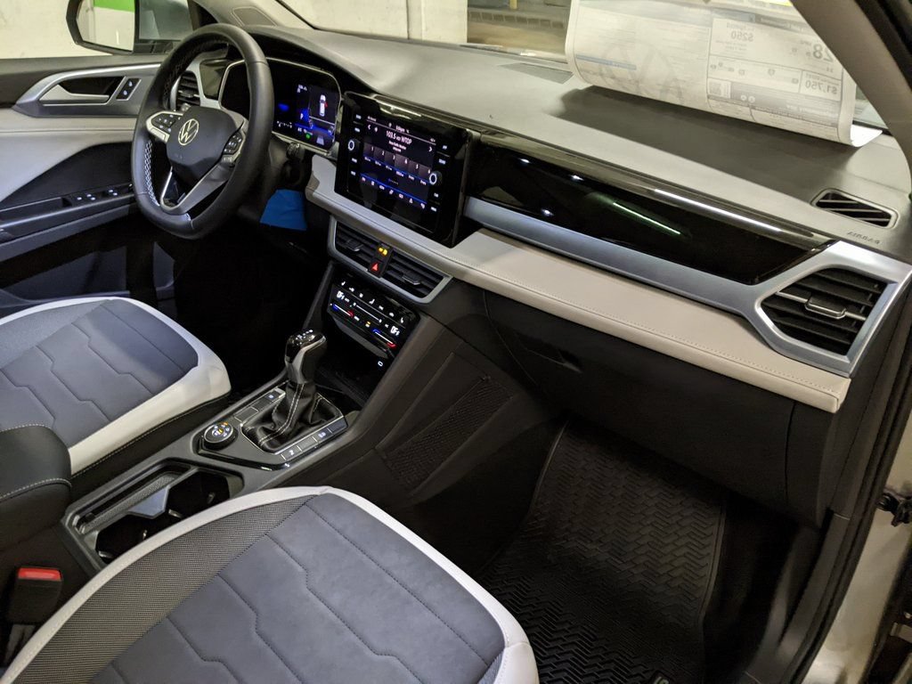 New 2026 Volkswagen Taos SE AWD/4WD image 21
