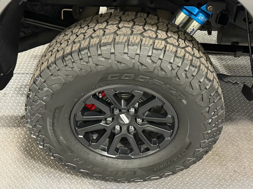 Used 2012 Ford F150 Raptor w/ Raptor Luxury Pkg image 19