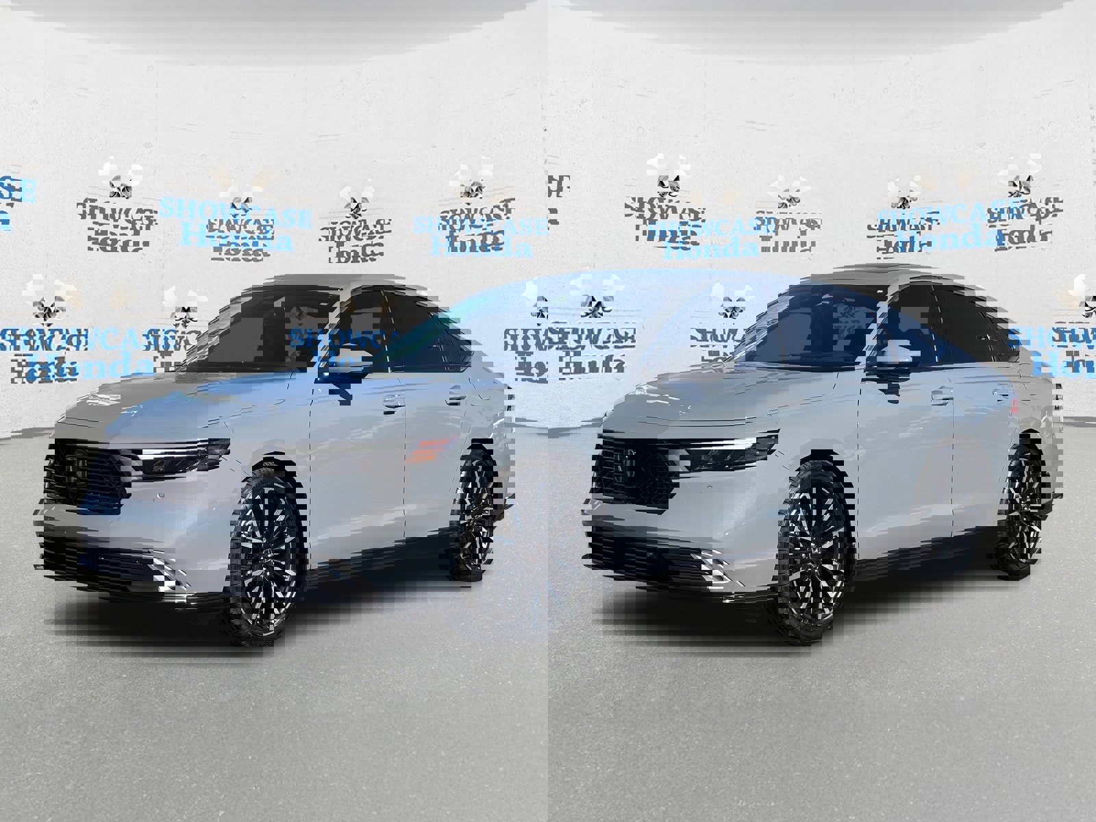 Used 2023 Honda Accord Touring image 2