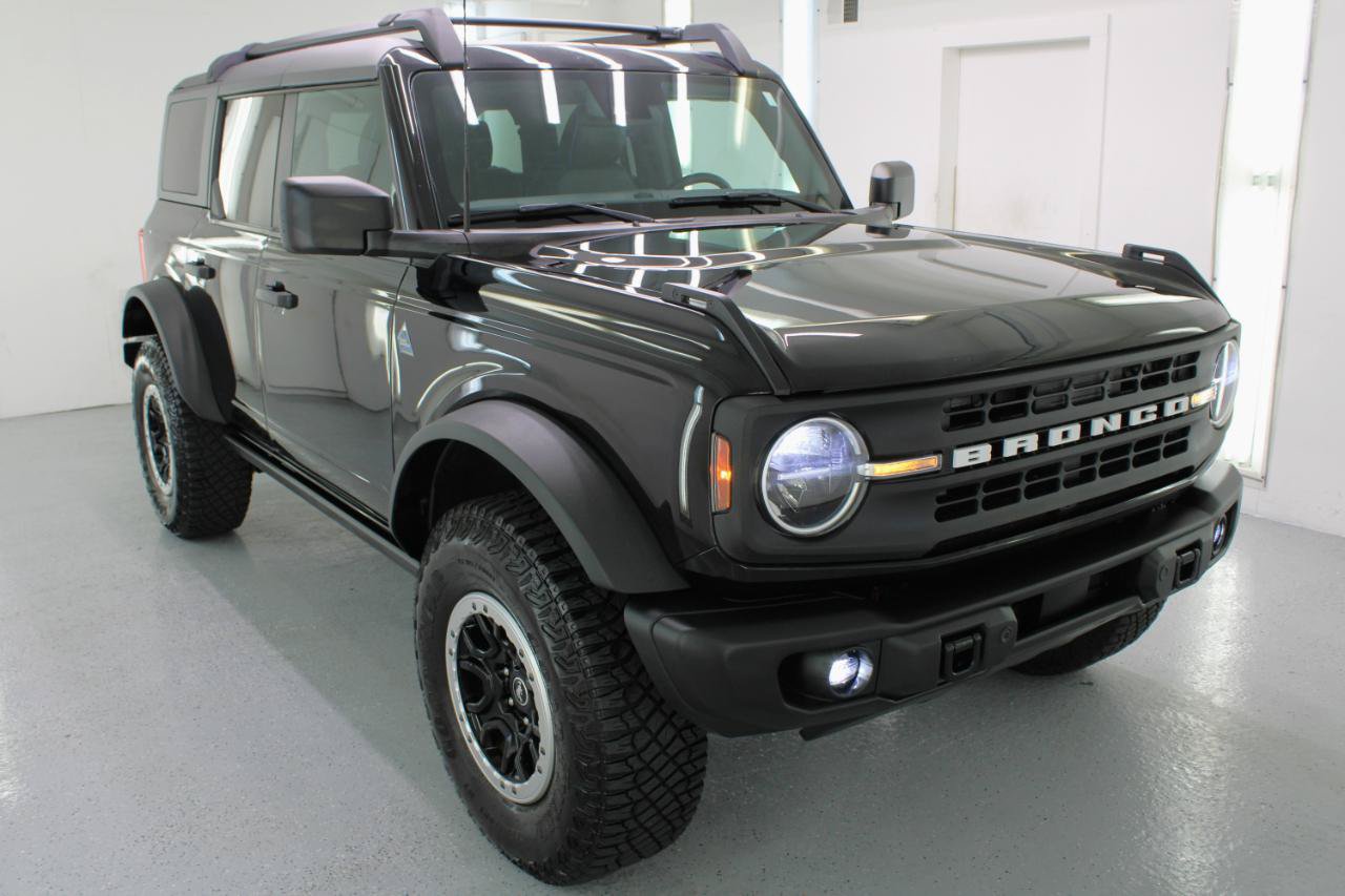 Used 2022 Ford Bronco Black Diamond w/ Sasquatch Package AWD/4WD image 12