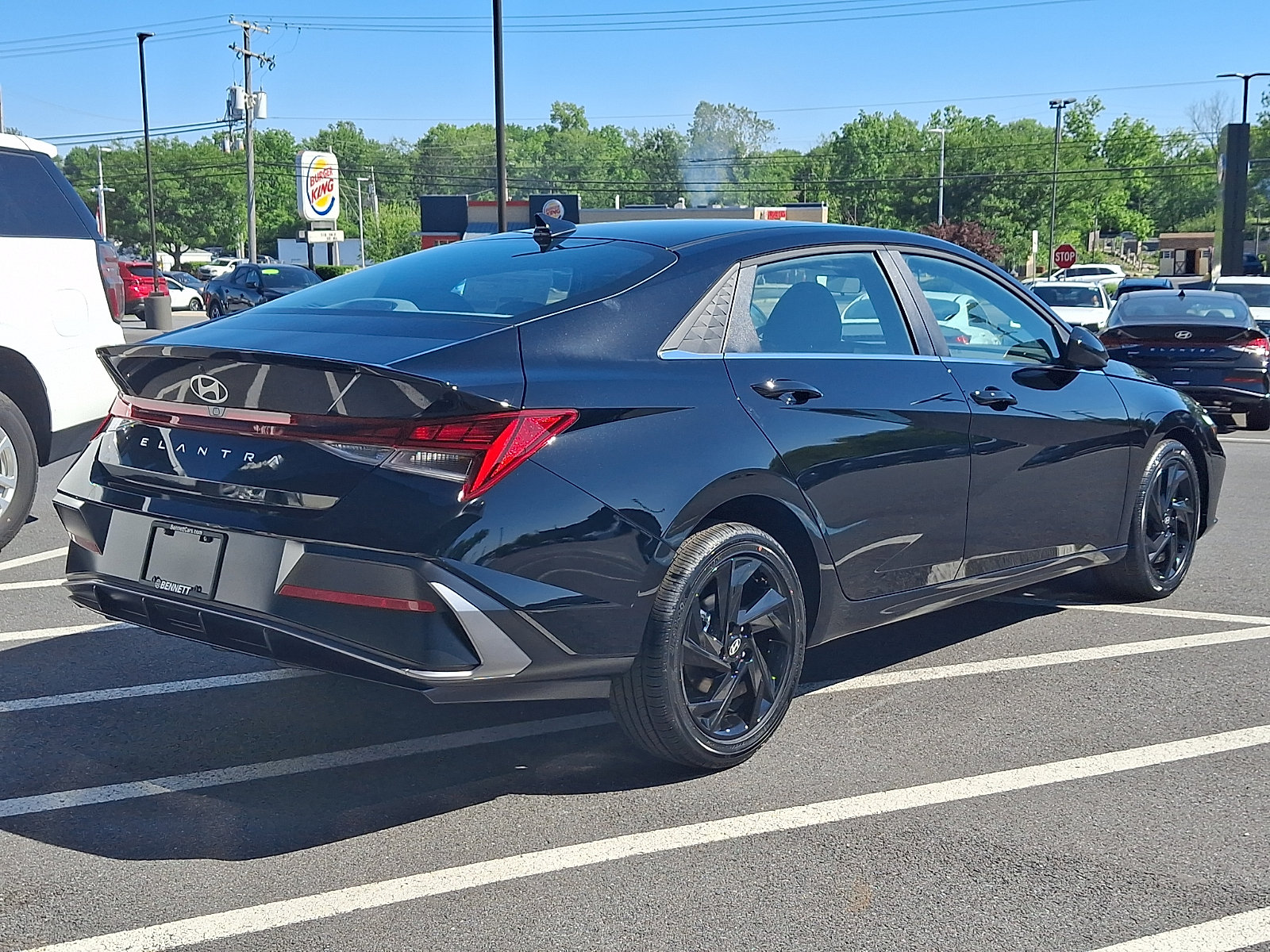New 2026 Hyundai Elantra SEL Sport Premium FWD image 5