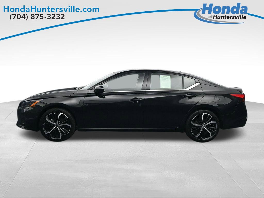 Used 2025 Nissan Altima 2.5 SR FWD image 5