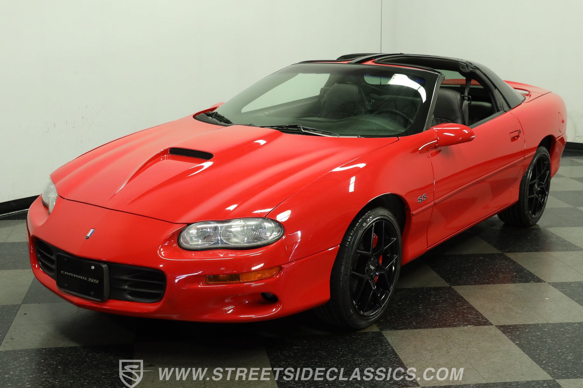Used 2002 Chevrolet Camaro Z28 w/ SS Performance/Appearance Pkg RWD image 18