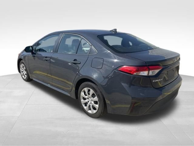Used 2024 Toyota Corolla LE FWD image 6