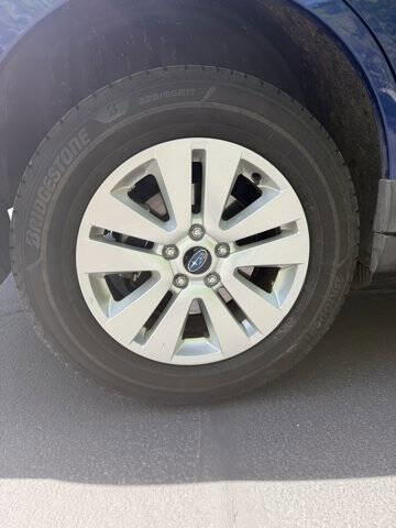 Used 2016 Subaru Outback 2.5i Premium AWD/4WD image 9