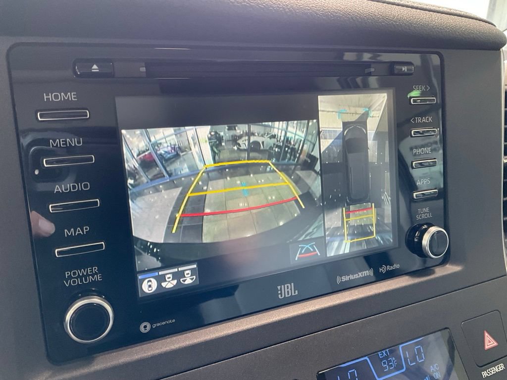 Used 2018 Toyota Sienna Limited Premium AWD/4WD image 16
