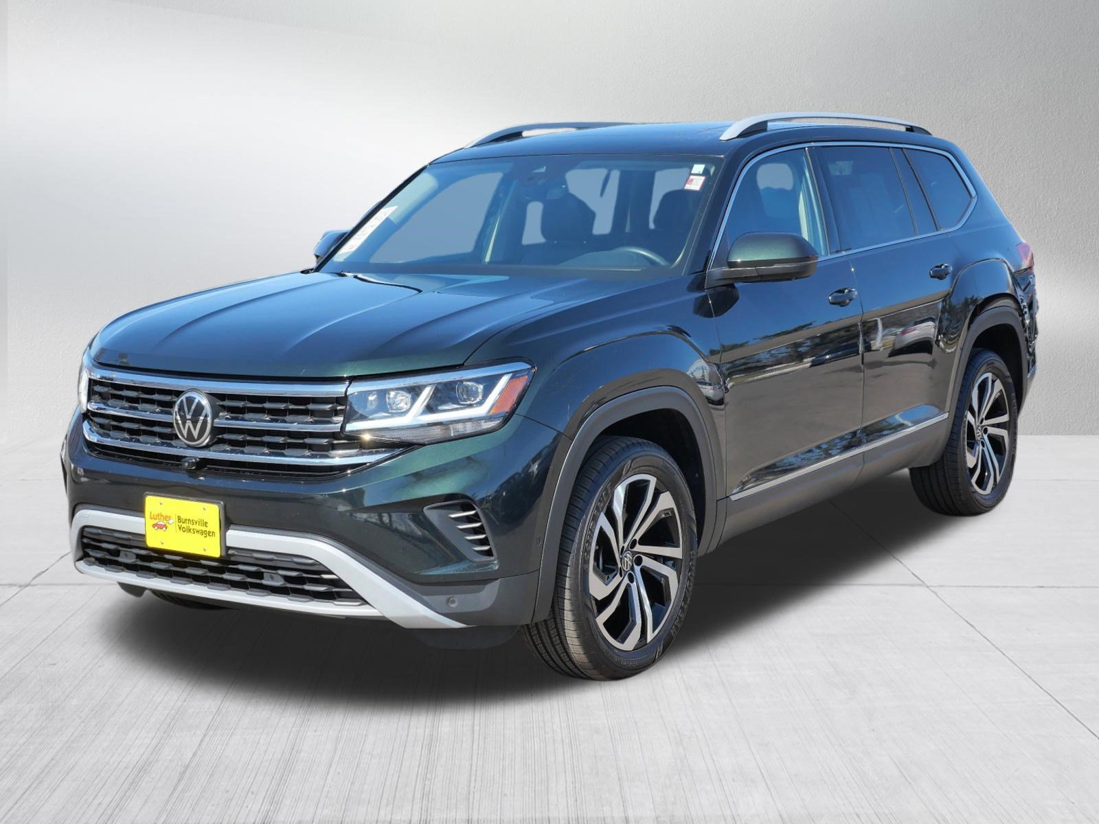 Used 2021 Volkswagen Atlas SEL Premium image 3