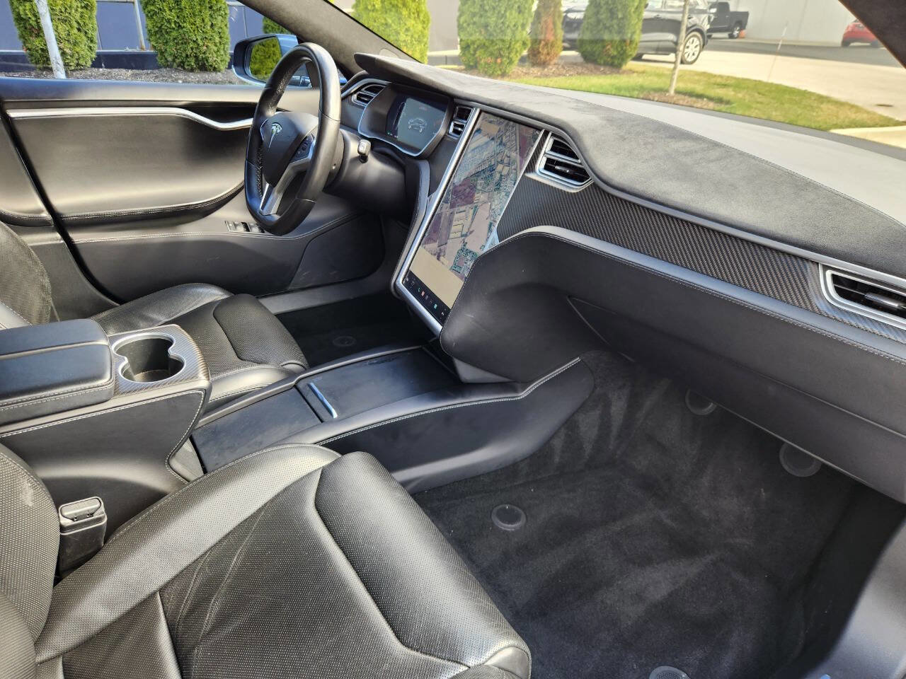 Used 2016 Tesla Model S Performance image 7