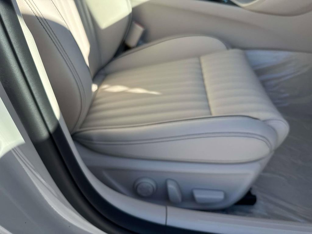 New 2026 Genesis G70 2.5T Prestige image 14