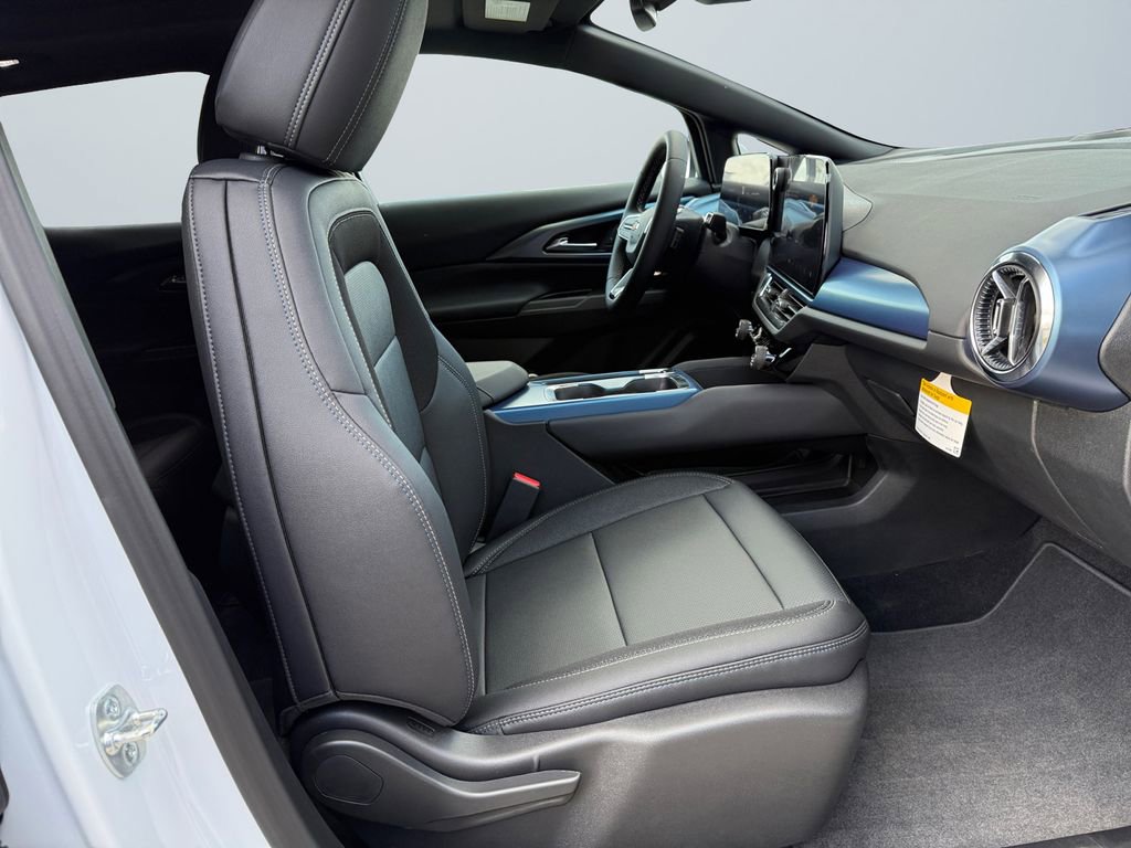 New 2026 Chevrolet Equinox EV LT image 15