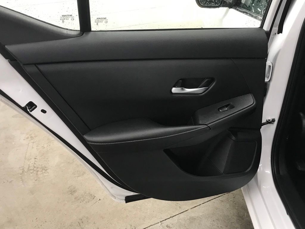 Used 2023 Nissan Sentra SV image 22