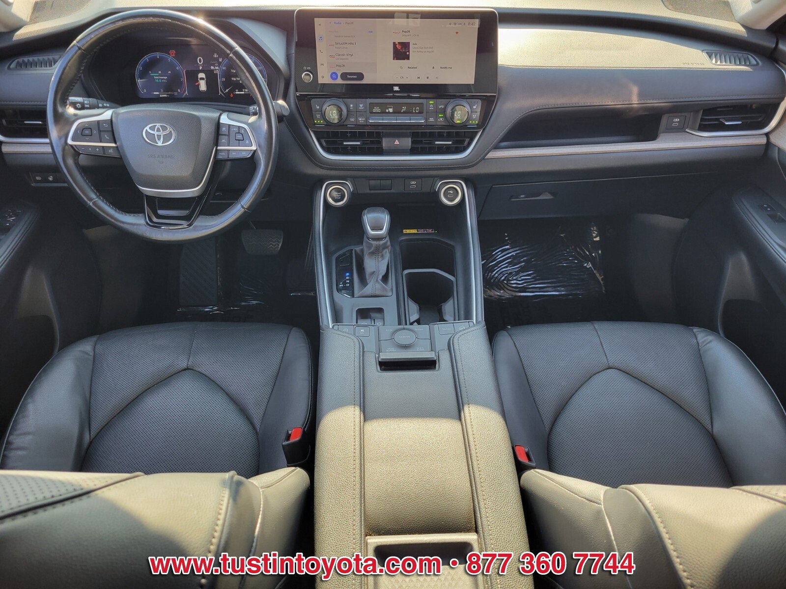 Used 2024 Toyota Grand Highlander Limited image 7