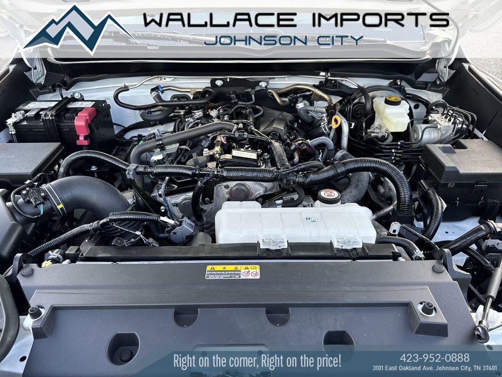 Used 2025 Toyota Tacoma SR5 AWD/4WD image 44