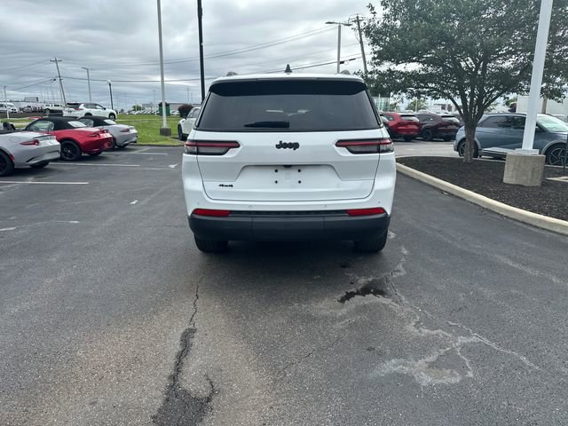 Used 2023 Jeep Grand Cherokee L Laredo AWD/4WD image 8
