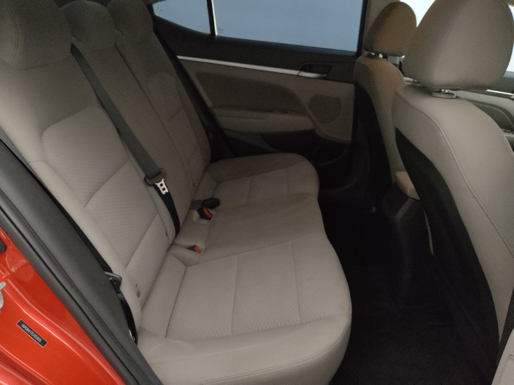 Used 2020 Hyundai Elantra SEL FWD image 19