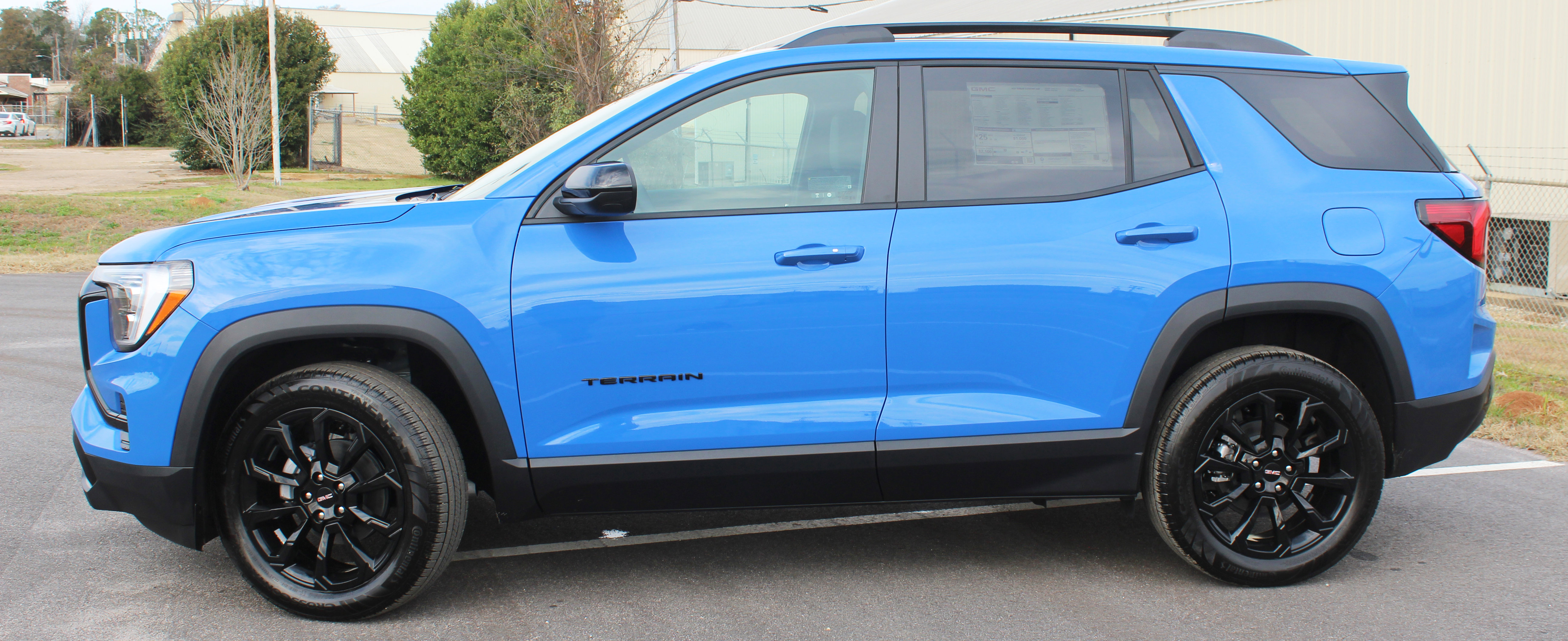 New 2025 GMC Terrain Elevation w/ Elevation Premium Package image 2