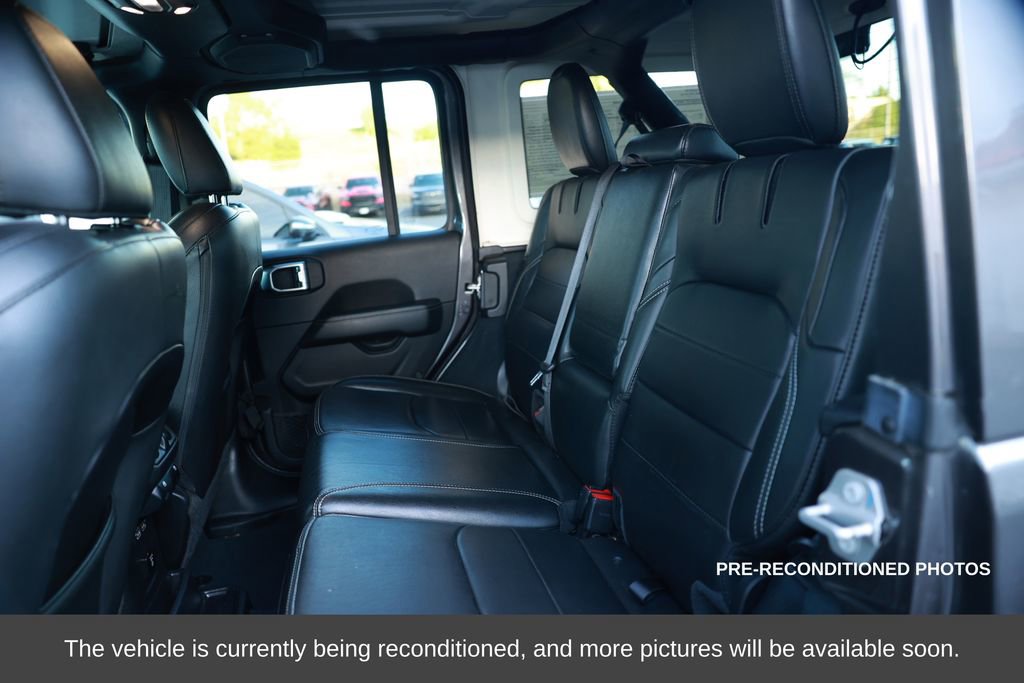 Used 2022 Jeep Wrangler Unlimited Sahara image 37