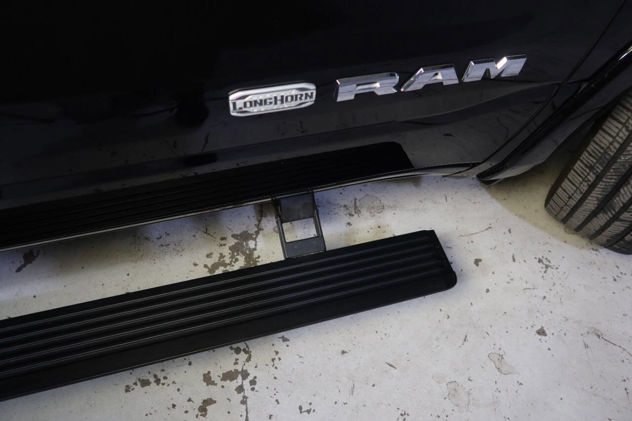 Used 2020 RAM 1500 Limited image 25