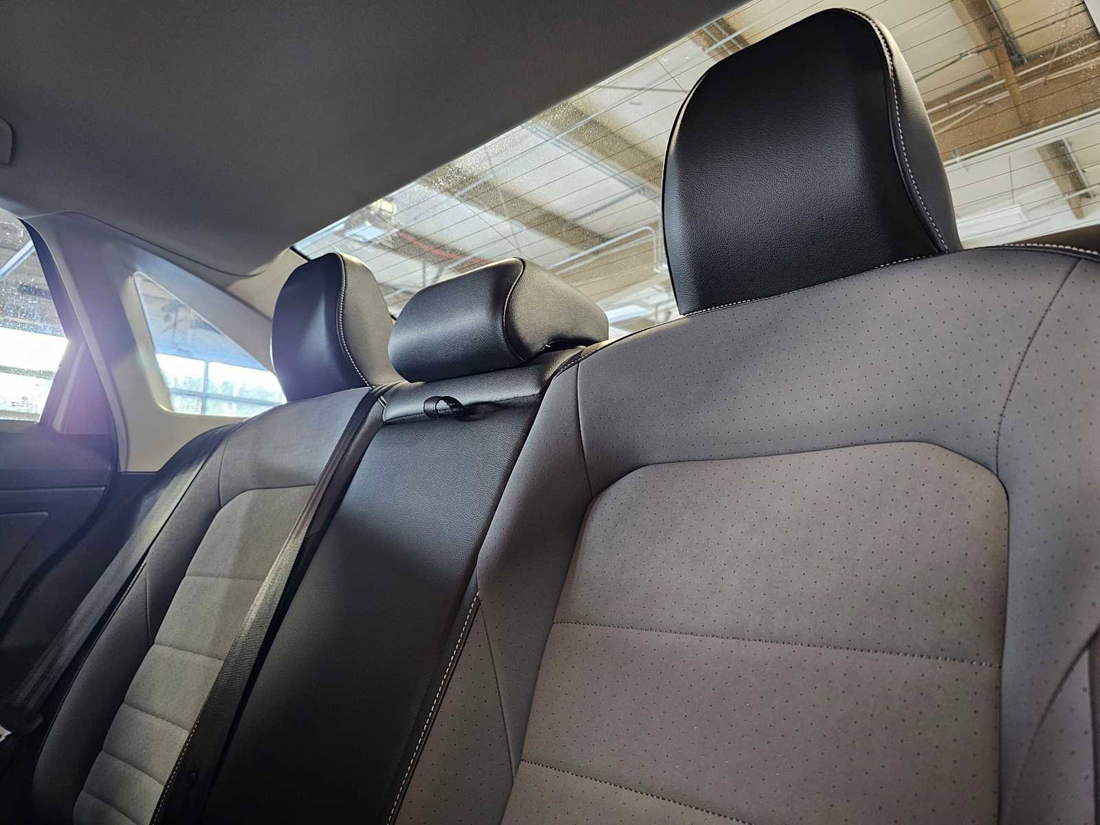 Certified 2025 Volkswagen Jetta SE image 18