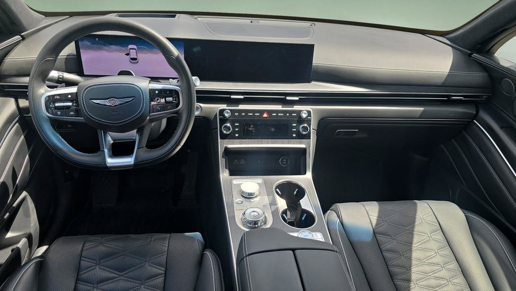Used 2025 Genesis GV80 3.5T AWD/4WD image 12