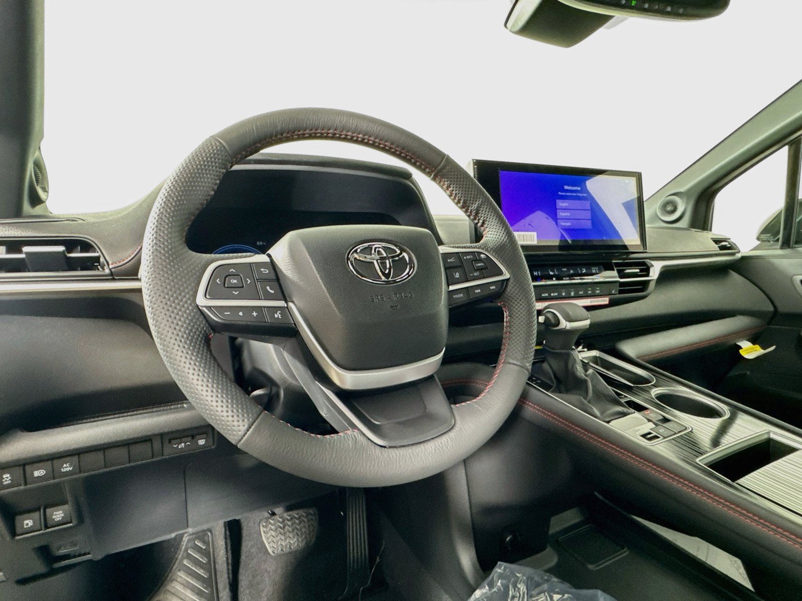 New 2026 Toyota Sienna XSE AWD/4WD image 7
