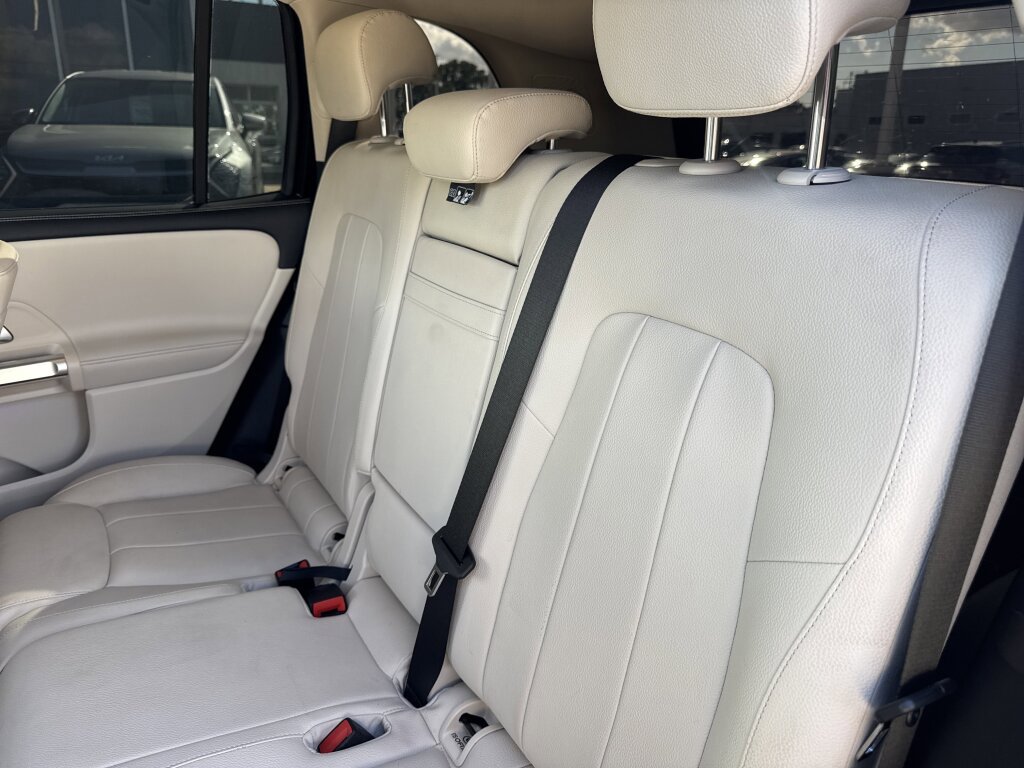 Used 2020 Mercedes-Benz GLB 250 image 31