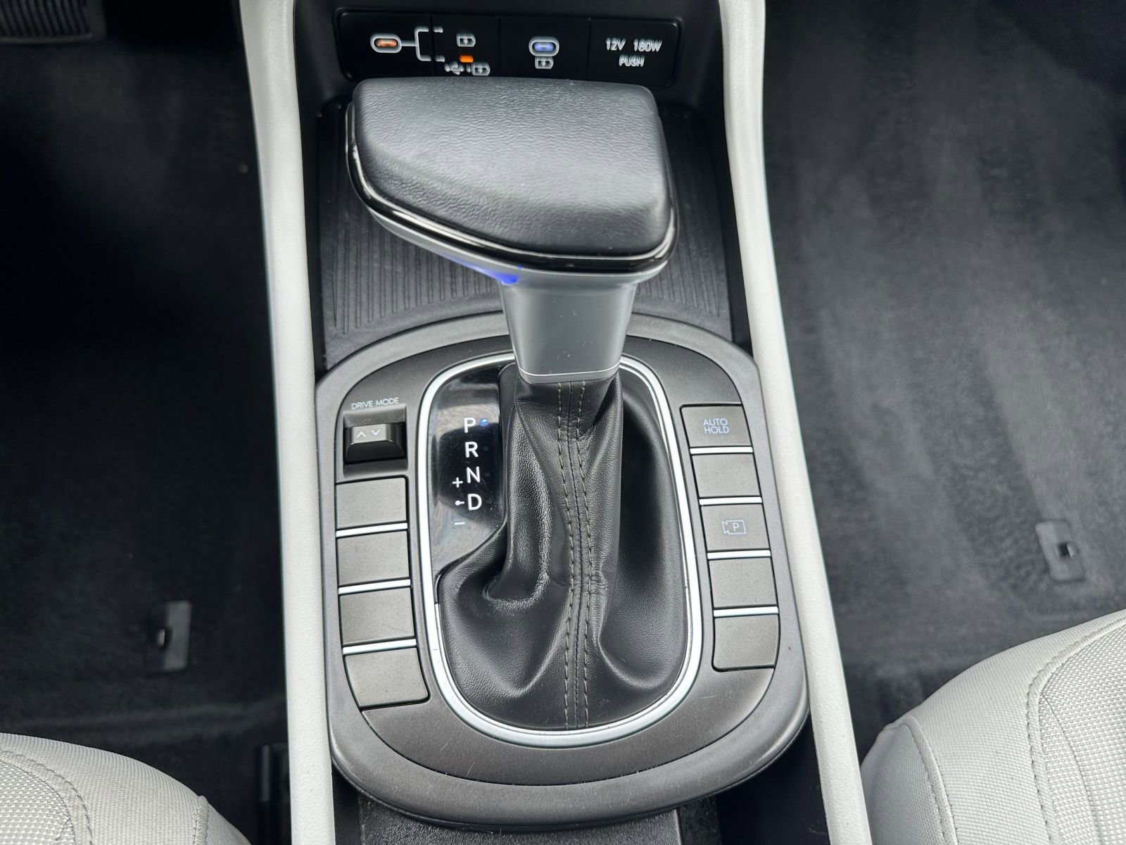 Used 2025 Hyundai Kona SEL image 41