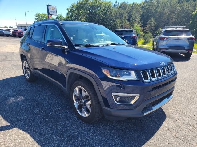 Used 2017 Jeep Compass Limited AWD/4WD image 3