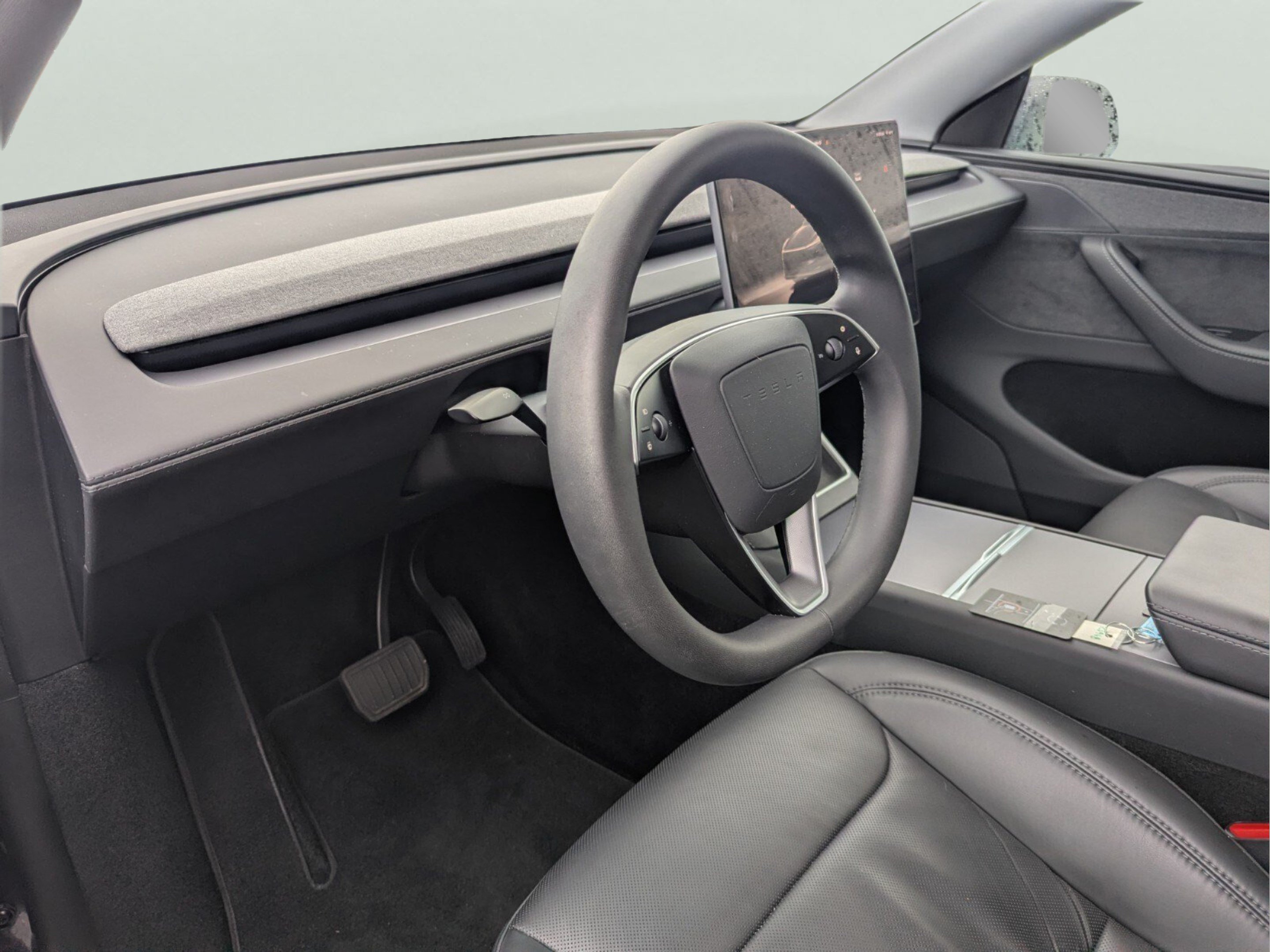 Used 2026 Tesla Model Y Long Range AWD/4WD image 9