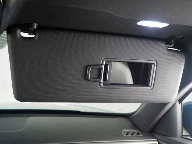 Used 2024 Volkswagen Atlas SE w/ Technology Package image 61