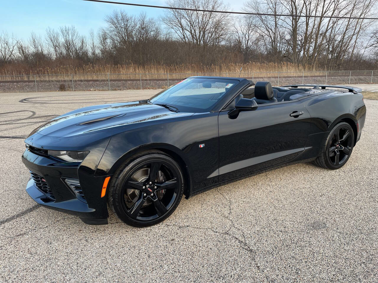 Used 2016 Chevrolet Camaro SS image 2