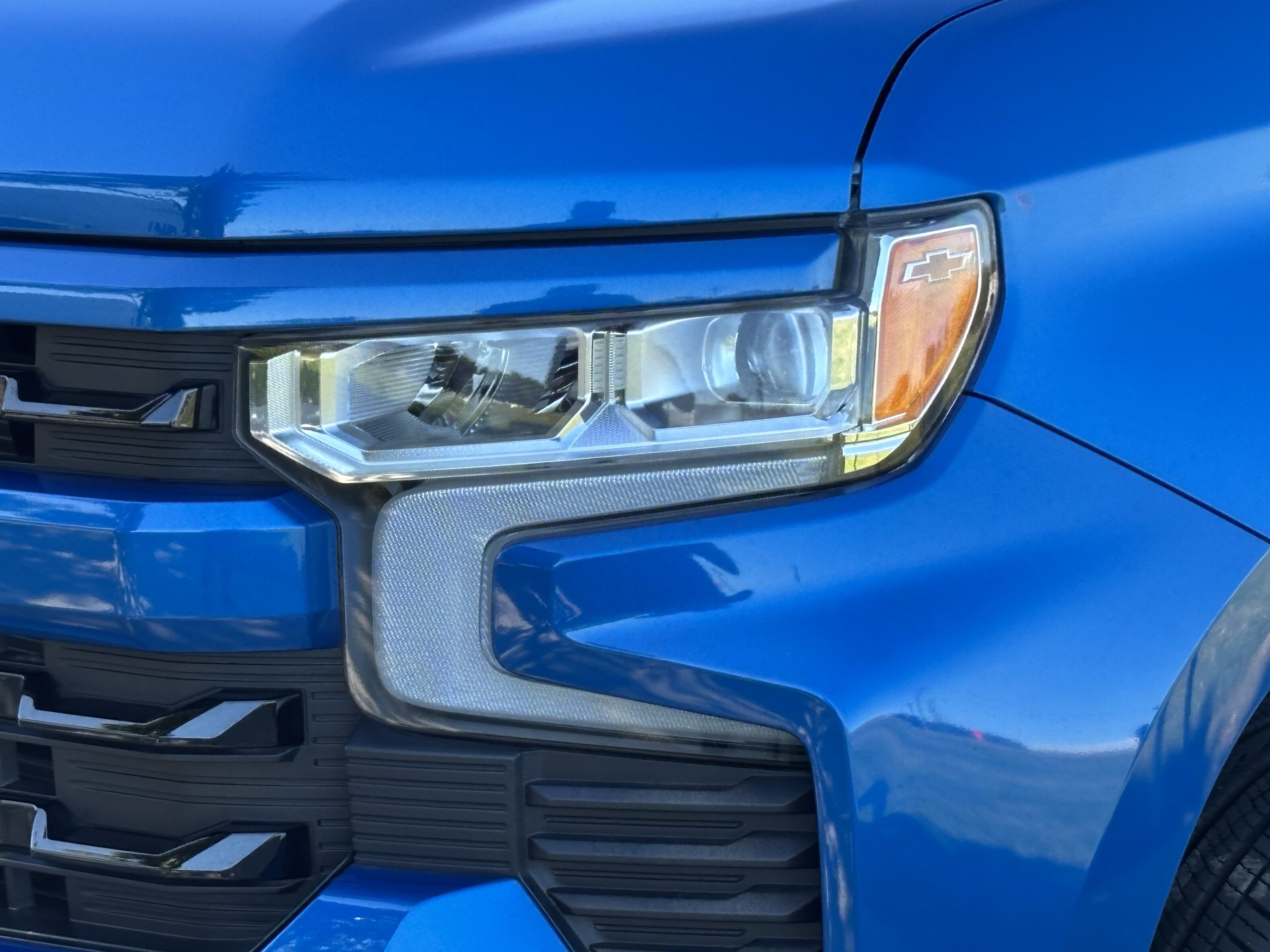 Used 2023 Chevrolet Silverado 1500 RST AWD/4WD image 6