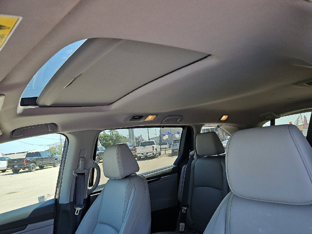 Used 2024 Honda Odyssey EX-L image 18