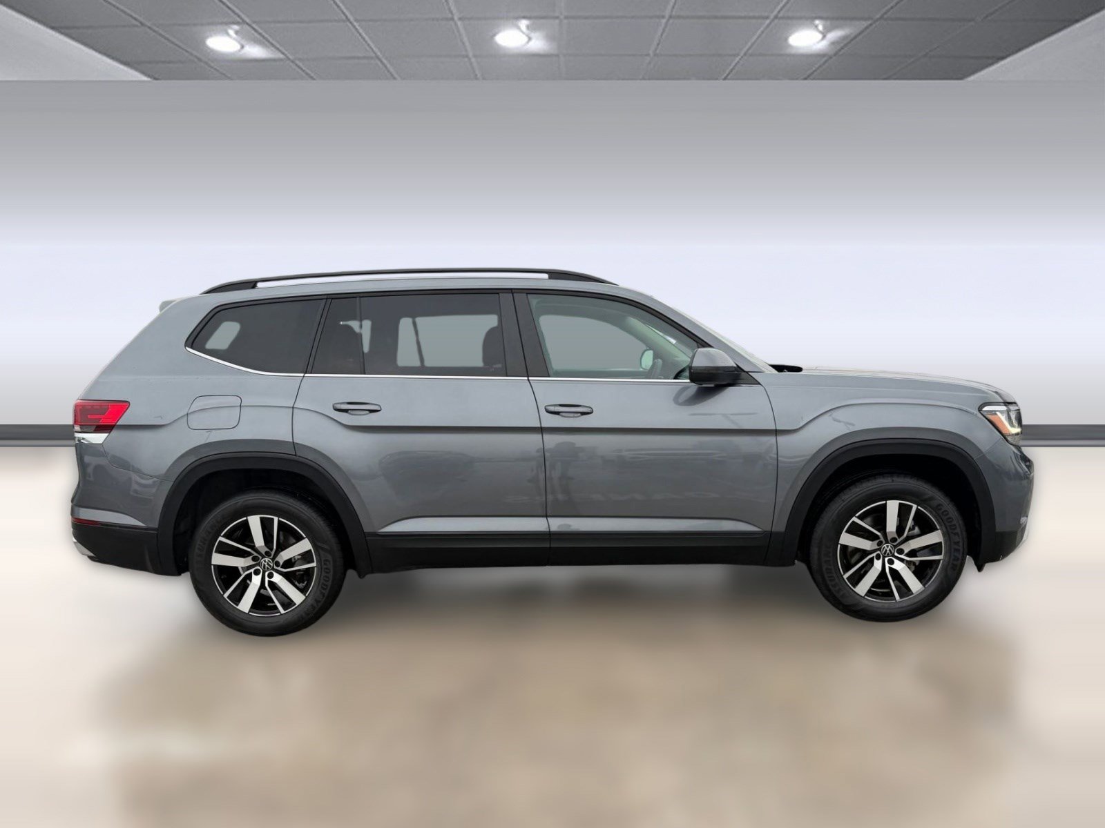 Certified 2022 Volkswagen Atlas SE FWD image 8