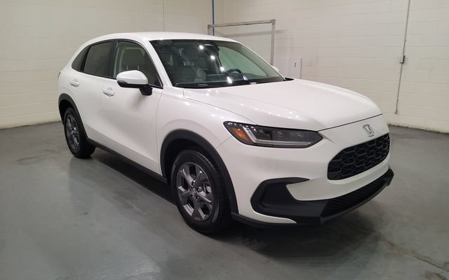 New 2027 Honda HR-V LX image 1