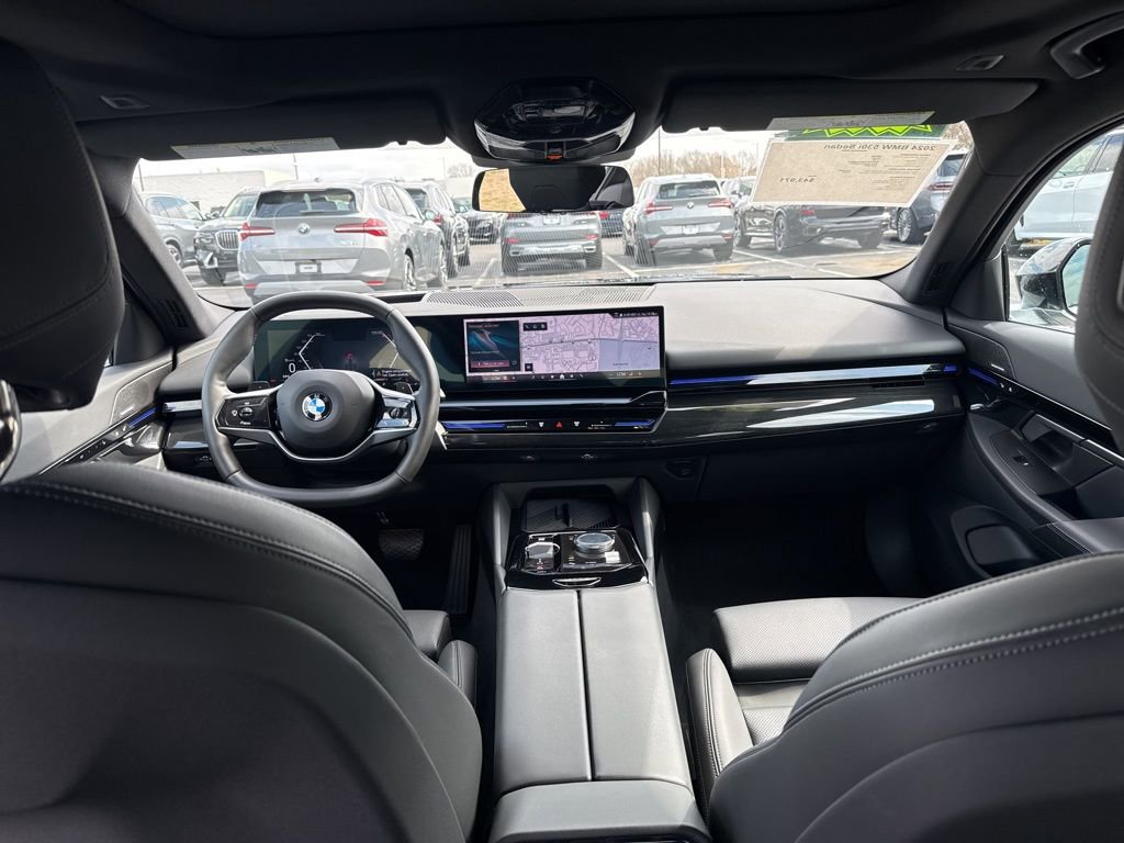 Used 2024 BMW 530i image 17
