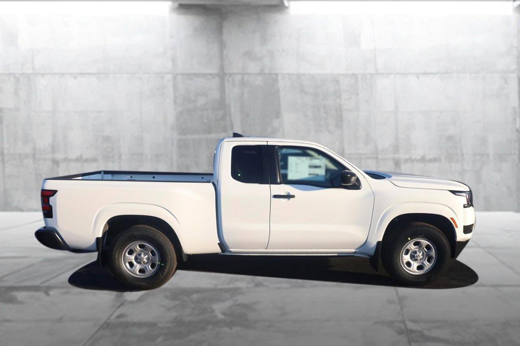 New 2026 Nissan Frontier S image 5