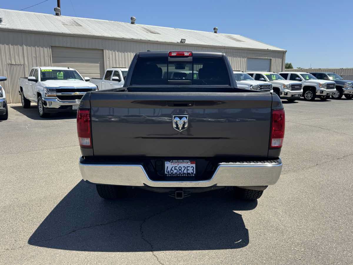 Used 2017 RAM 1500 Classic SLT AWD/4WD image 8